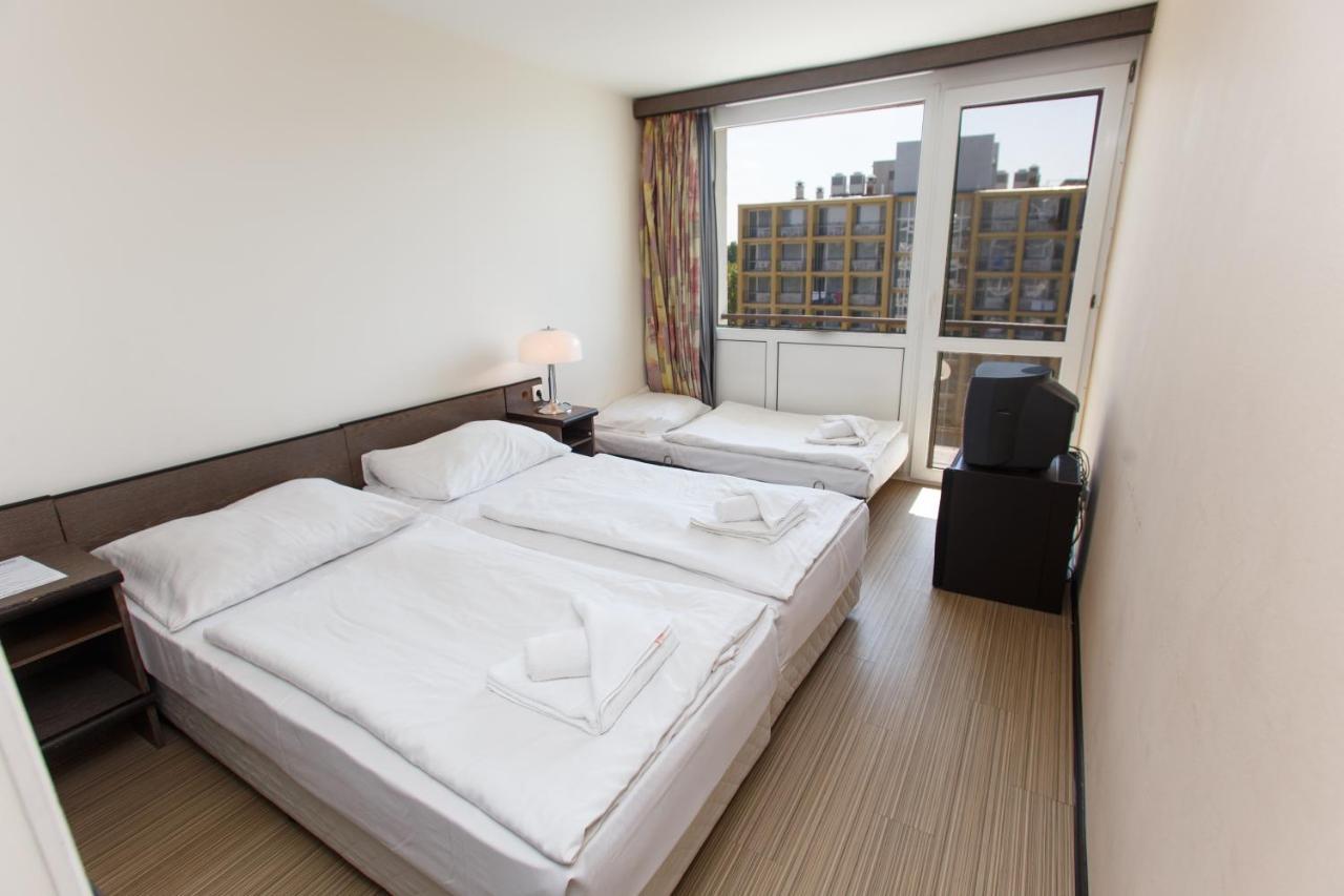 Hotel Hungaria Σίοφοκ Εξωτερικό φωτογραφία