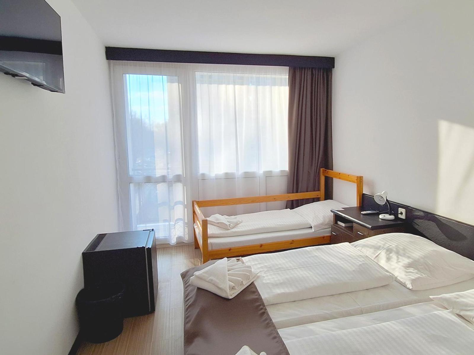Hotel Hungaria Σίοφοκ Εξωτερικό φωτογραφία