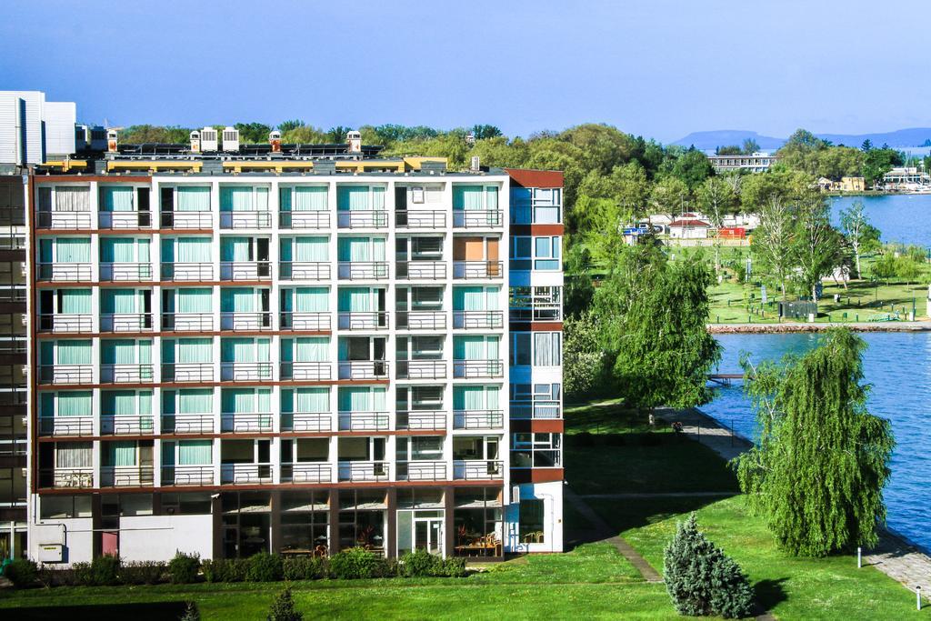 Hotel Hungaria Σίοφοκ Εξωτερικό φωτογραφία