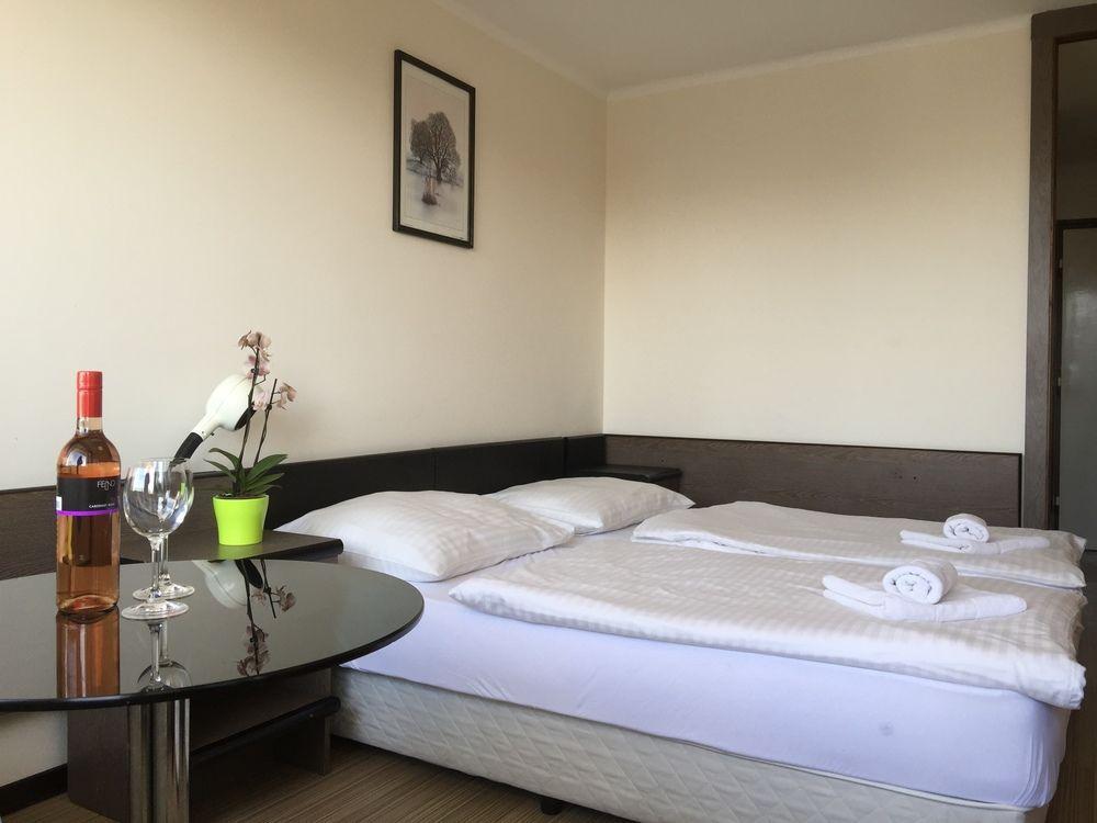 Hotel Hungaria Σίοφοκ Εξωτερικό φωτογραφία