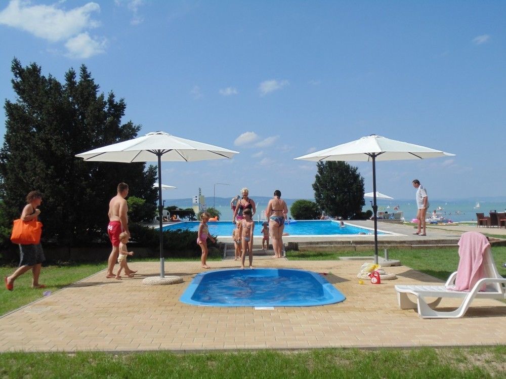 Hotel Hungaria Σίοφοκ Εξωτερικό φωτογραφία